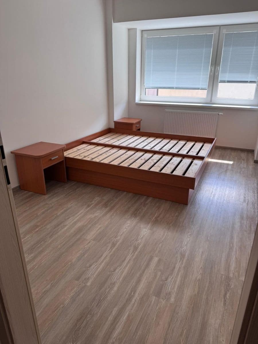 1 bedroom with open-plan kitchen flat to rent, 62 m², Sinkulova, Prague, Prague 1 bedroom with open-plan kitchen flat to rent, 62 m², Sinkulova, Prague, Prague