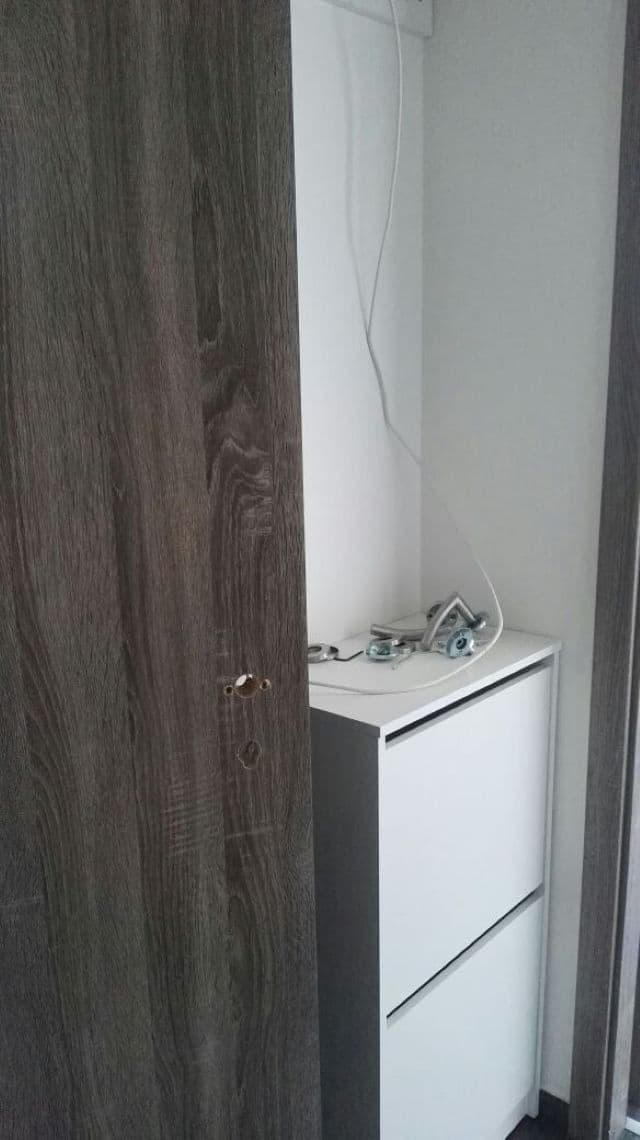 Studio flat to rent, 38 m², Dobevská, Prague, Prague Studio flat to rent, 38 m², Dobevská, Prague, Prague