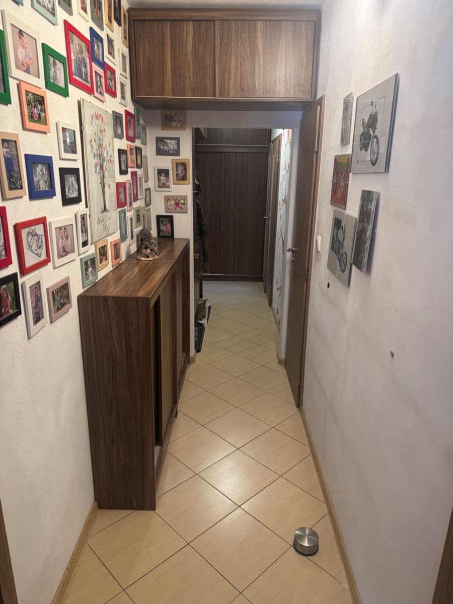 3 bedroom flat to rent, 74 m², Na Kopci, Jihlava, Vysočina Region 3 bedroom flat to rent, 74 m², Na Kopci, Jihlava, Vysočina Region