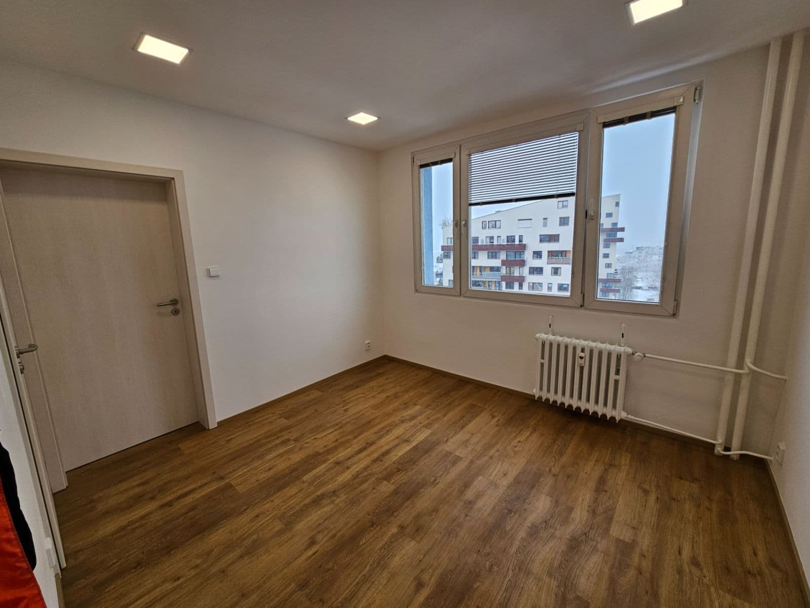 3 bedroom flat to rent, 72 m², Jabloňová, Prague, Prague 3 bedroom flat to rent, 72 m², Jabloňová, Prague, Prague