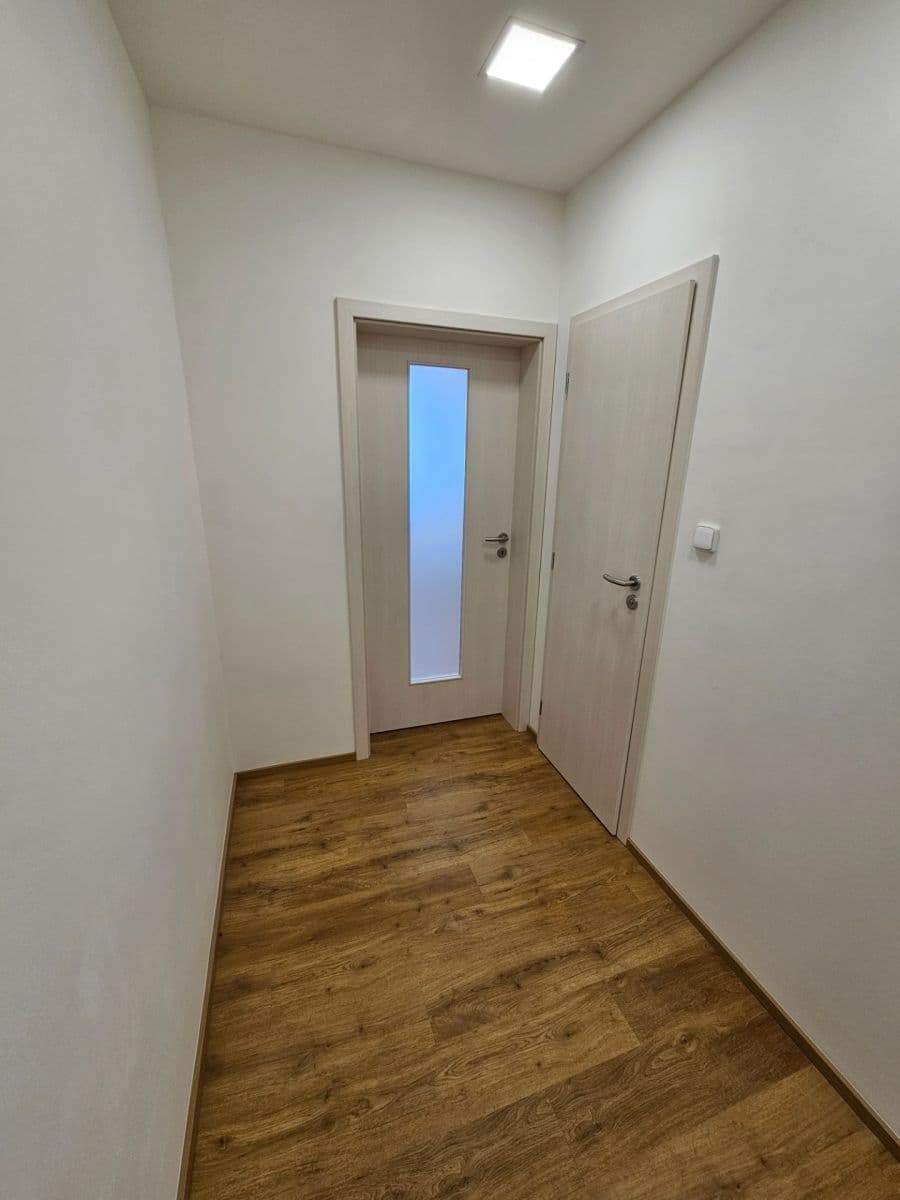 3 bedroom flat to rent, 72 m², Jabloňová, Prague, Prague 3 bedroom flat to rent, 72 m², Jabloňová, Prague, Prague