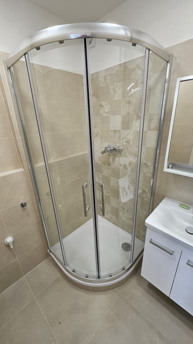 3 bedroom flat to rent, 72 m², Jabloňová, Prague, Prague 3 bedroom flat to rent, 72 m², Jabloňová, Prague, Prague