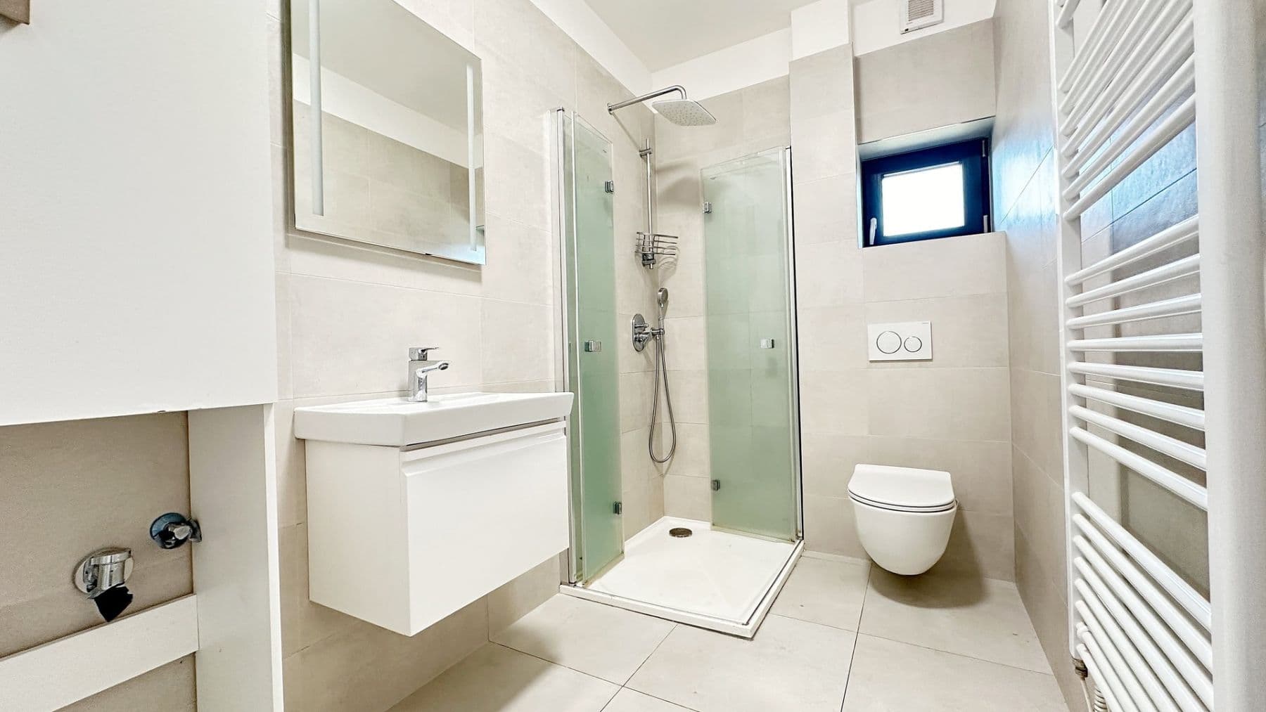 1 bedroom with open-plan kitchen flat to rent, 39 m², Českobrodská, Prague, Prague 1 bedroom with open-plan kitchen flat to rent, 39 m², Českobrodská, Prague, Prague