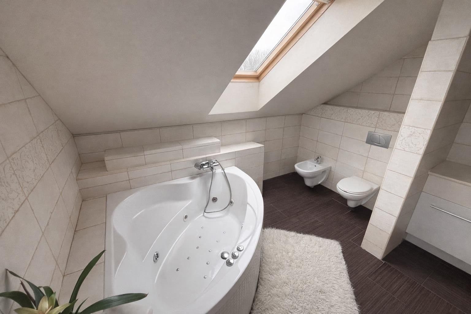 house for sale, 110 m², Alešova, Chomutov, Ústecký Region house for sale, 110 m², Alešova, Chomutov, Ústecký Region