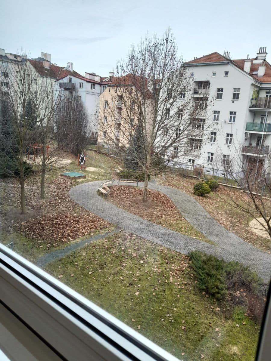 2 bedroom with open-plan kitchen flat to rent, 65 m², Pešinova, Brno, Jihomoravský Region 2 bedroom with open-plan kitchen flat to rent, 65 m², Pešinova, Brno, Jihomoravský Region