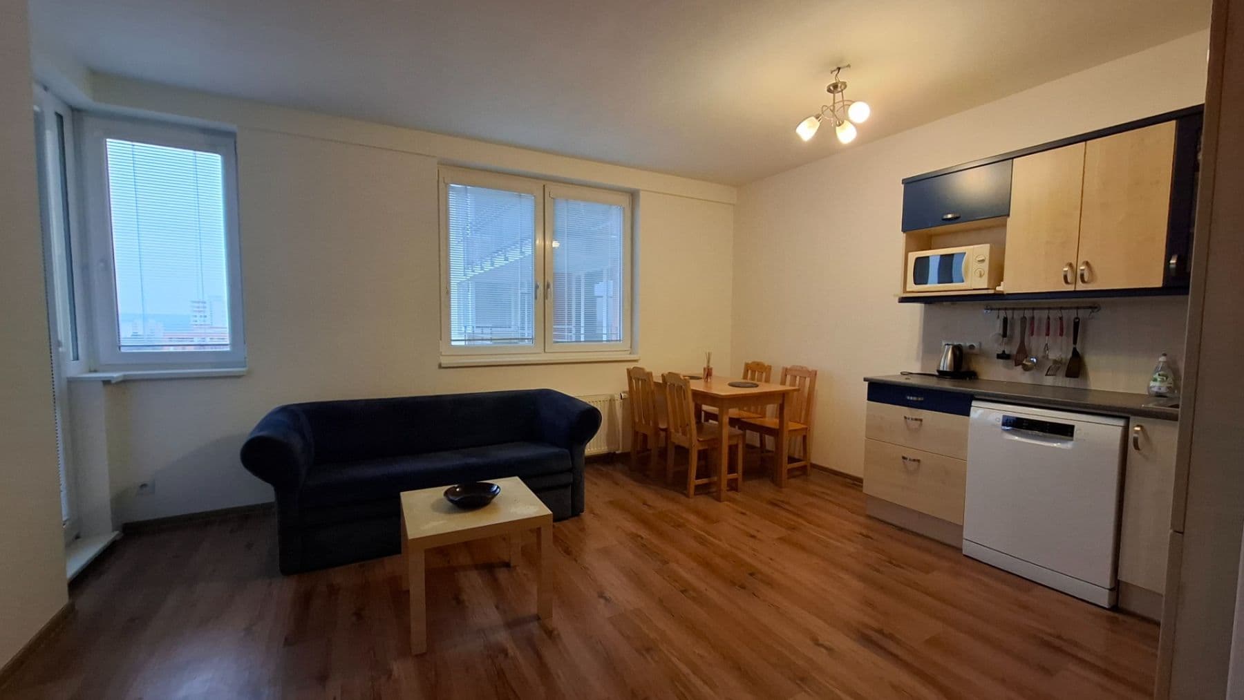 1 bedroom with open-plan kitchen flat to rent, 43 m², Hnězdenská, Prague, Prague 1 bedroom with open-plan kitchen flat to rent, 43 m², Hnězdenská, Prague, Prague