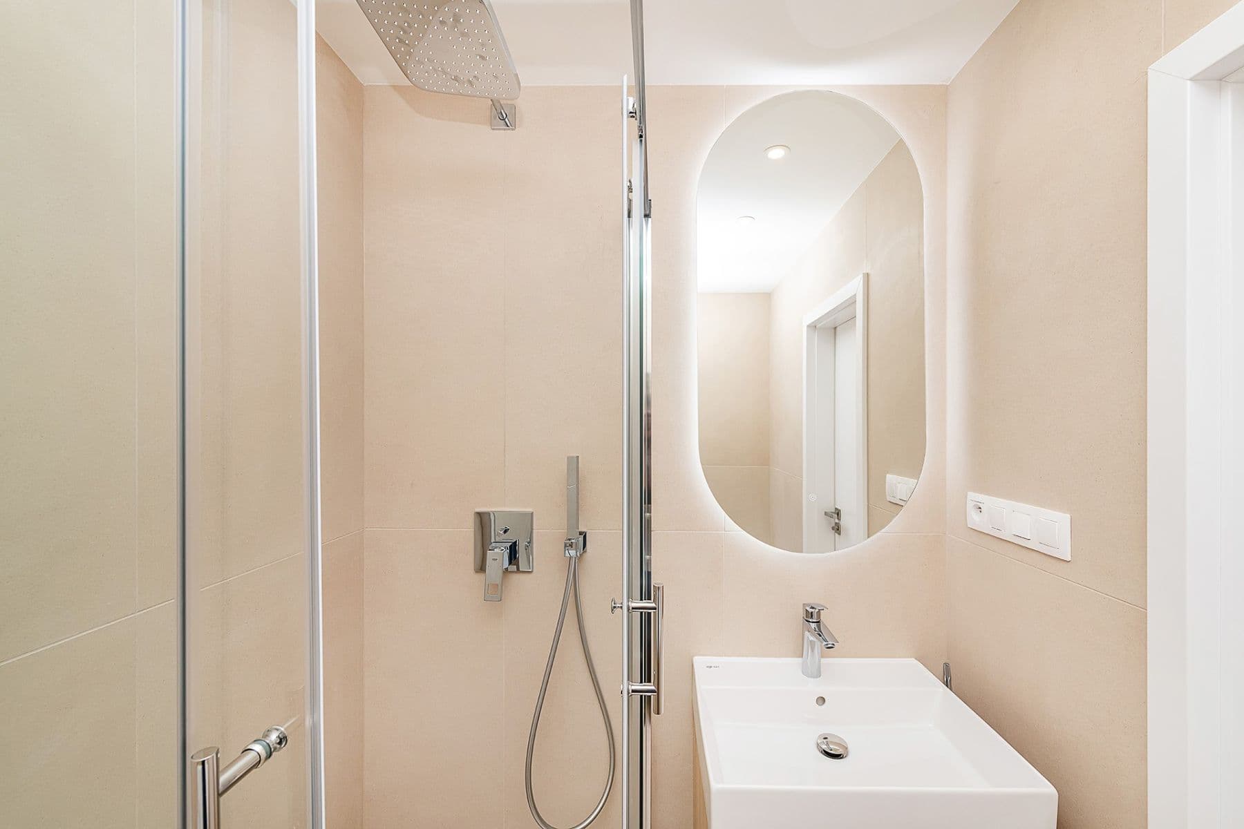 3 bedroom with open-plan kitchen flat for sale, 80 m², Hrusická, Prague, Prague 3 bedroom with open-plan kitchen flat for sale, 80 m², Hrusická, Prague, Prague