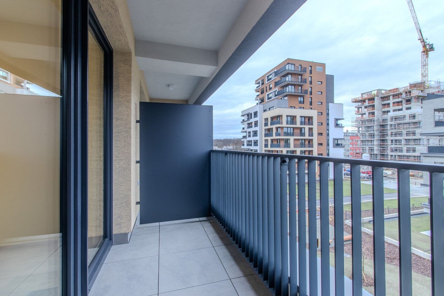 1 bedroom with open-plan kitchen flat to rent, 56 m², Poděbradská, Prague, Prague 1 bedroom with open-plan kitchen flat to rent, 56 m², Poděbradská, Prague, Prague