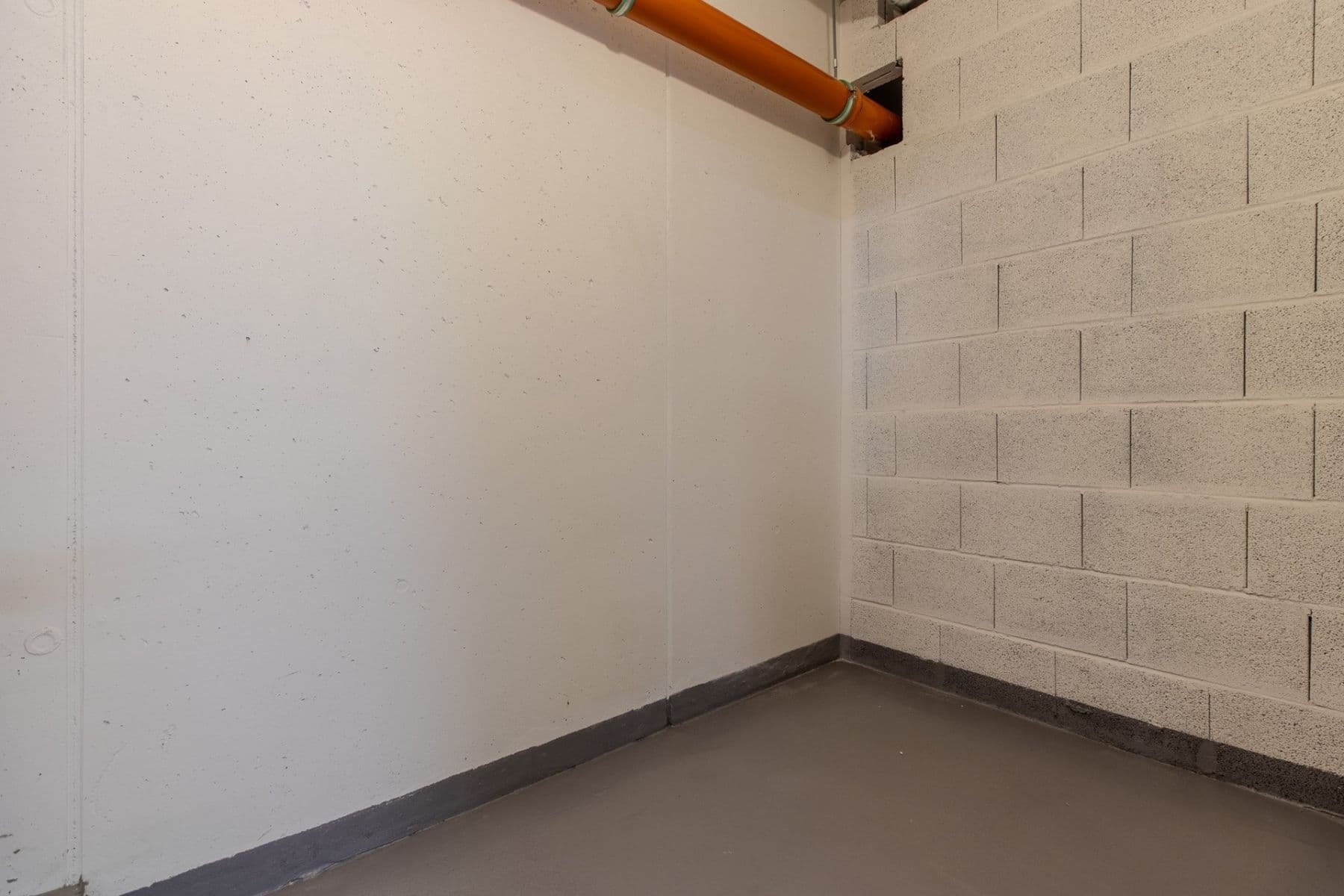 1 bedroom with open-plan kitchen flat to rent, 56 m², Poděbradská, Prague, Prague 1 bedroom with open-plan kitchen flat to rent, 56 m², Poděbradská, Prague, Prague