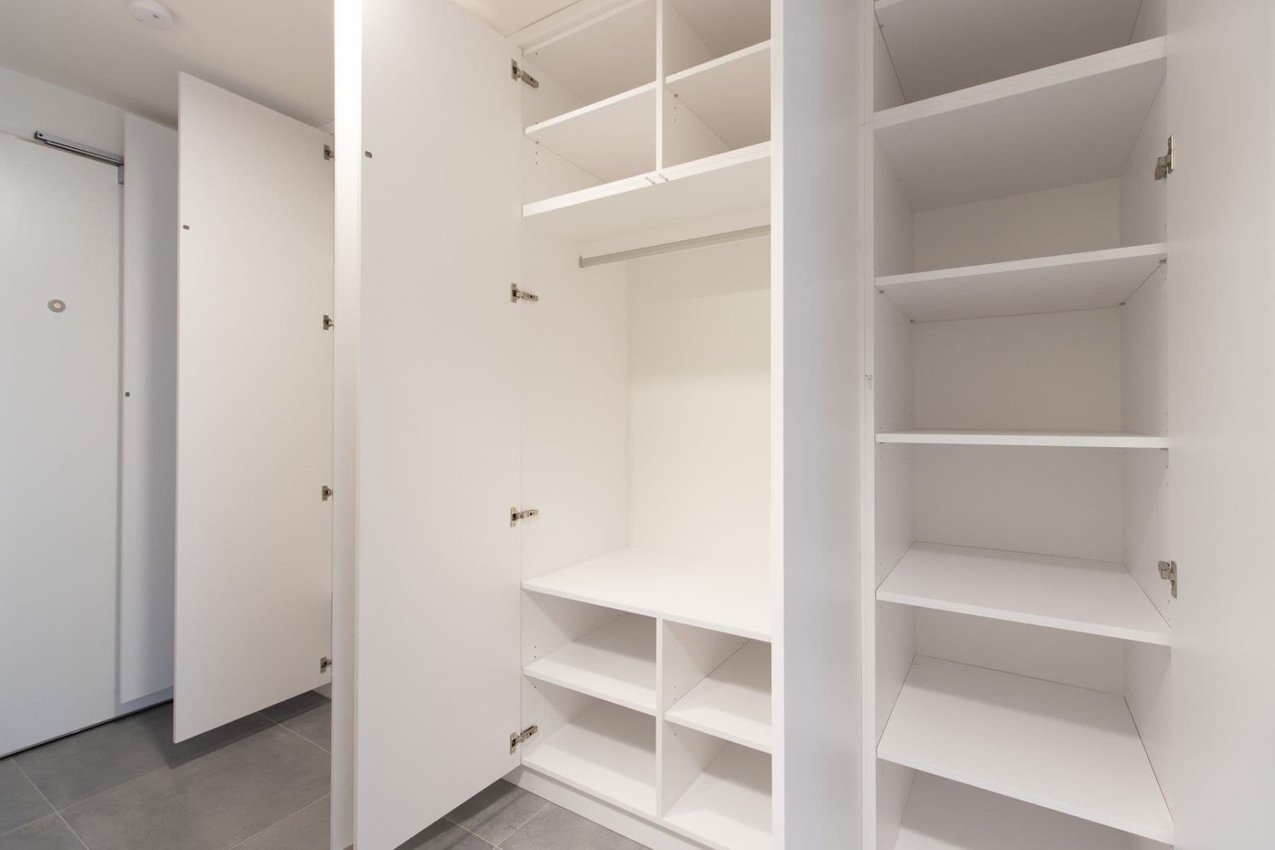 1 bedroom with open-plan kitchen flat to rent, 56 m², Poděbradská, Prague, Prague 1 bedroom with open-plan kitchen flat to rent, 56 m², Poděbradská, Prague, Prague