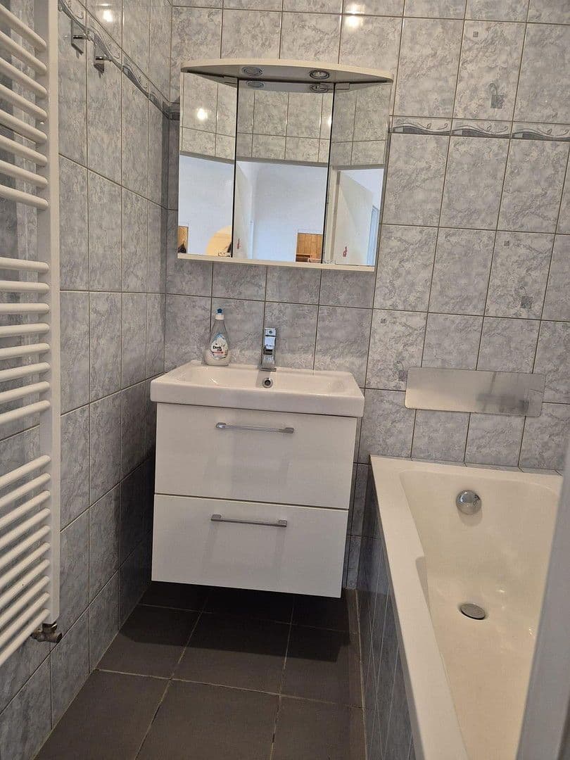 3 bedroom flat to rent, 70 m², Schwechat, Lower Austria 3 bedroom flat to rent, 70 m², Schwechat, Lower Austria