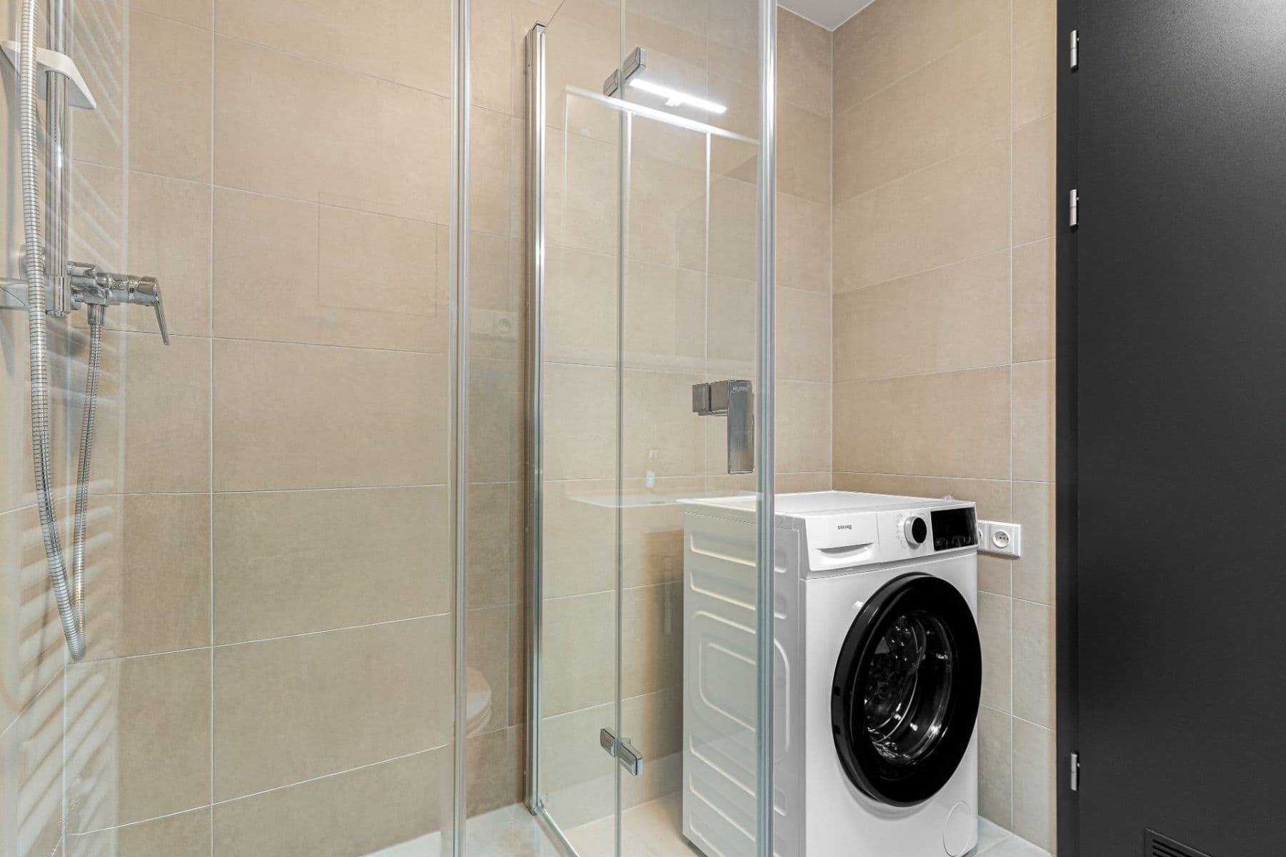 Studio flat to rent, 33 m², Fafkových, Prague, Prague Studio flat to rent, 33 m², Fafkových, Prague, Prague