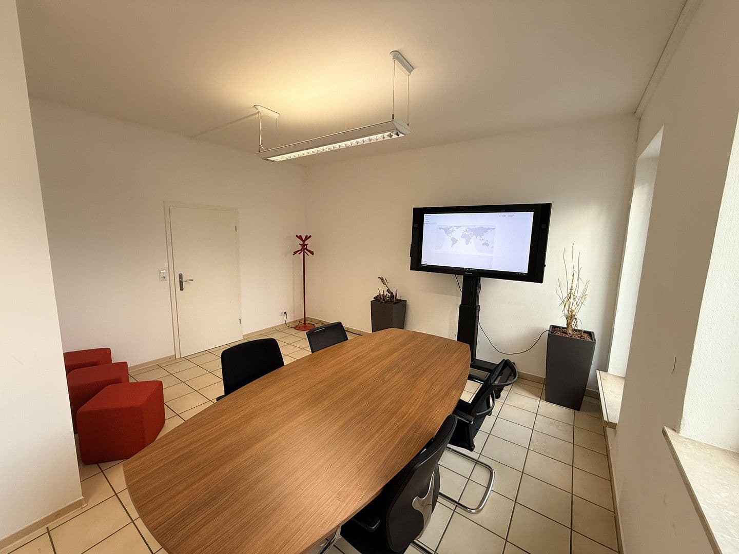 office to rent, 24 m², Dieselstr. 1, Rottenburg a. d. Laaber, Bavaria office to rent, 24 m², Dieselstr. 1, Rottenburg a. d. Laaber, Bavaria