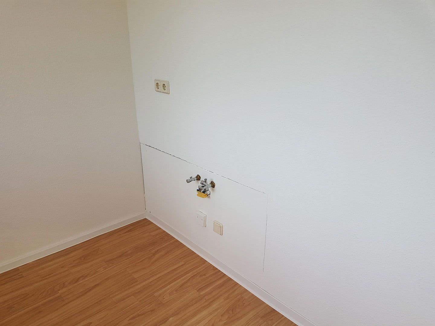 3 bedroom flat for sale, 64 m², Otto - Dix - Ring 38, Dresden, Saxony 3 bedroom flat for sale, 64 m², Otto - Dix - Ring 38, Dresden, Saxony