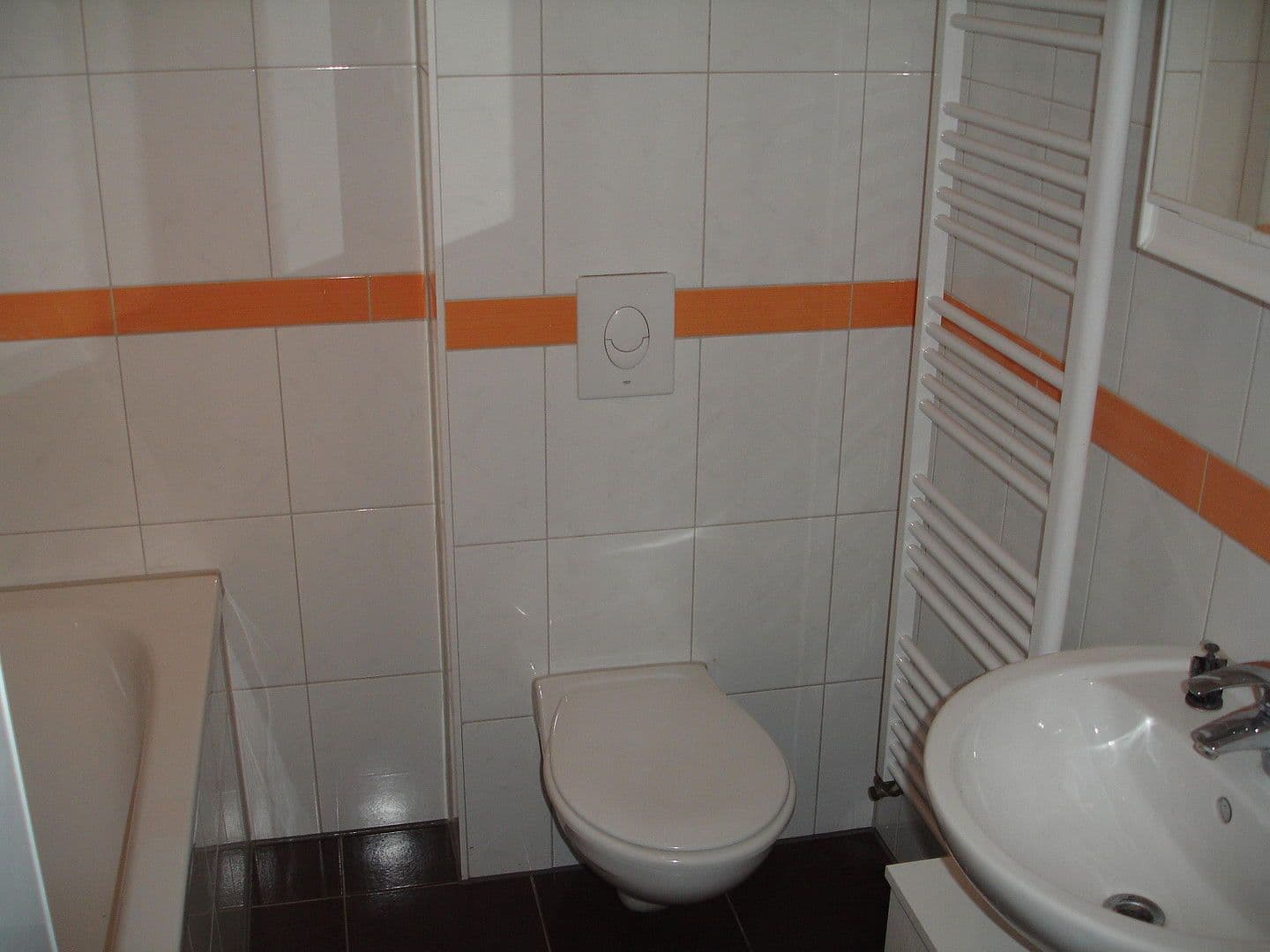 house to rent, 61 m², Waldpromenade 4, Grünheide (Mark), Brandenburg house to rent, 61 m², Waldpromenade 4, Grünheide (Mark), Brandenburg