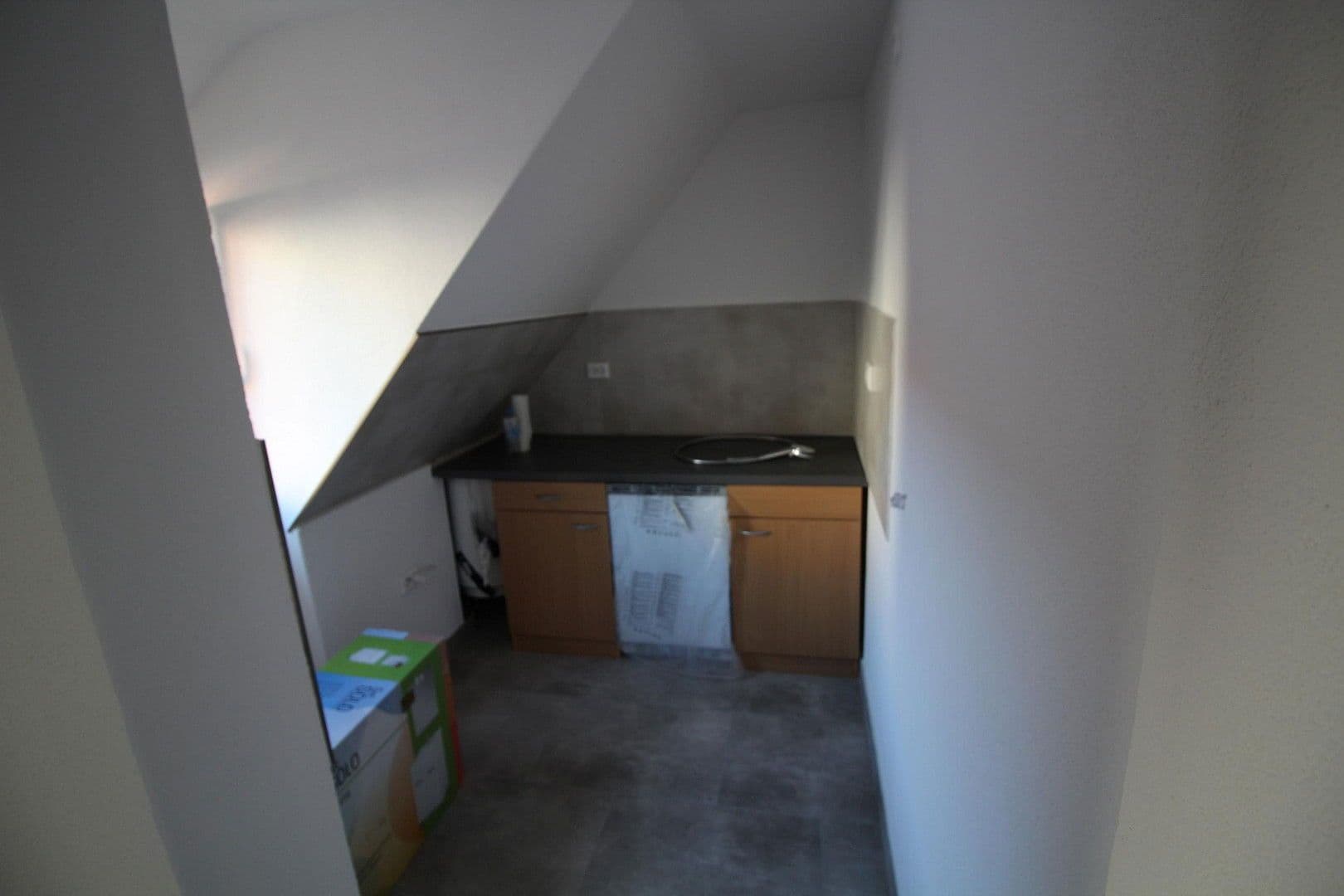 3 bedroom flat to rent, 48 m², Stuttgart, Baden-Württemberg 3 bedroom flat to rent, 48 m², Stuttgart, Baden-Württemberg