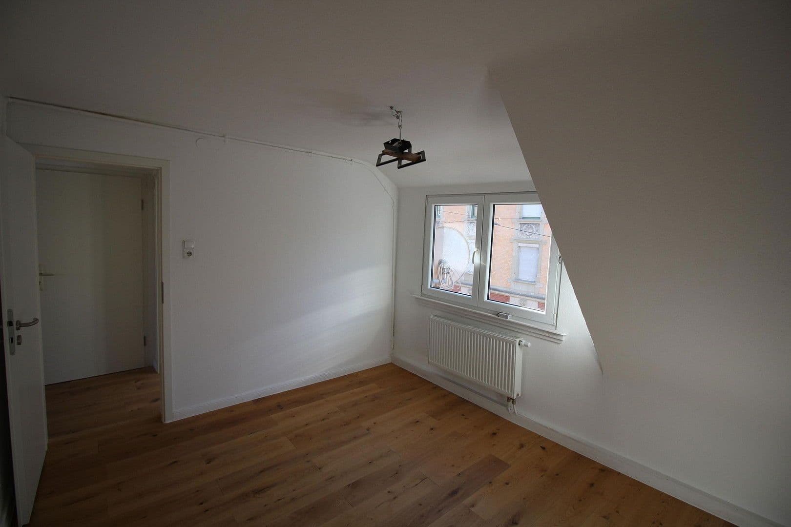 3 bedroom flat to rent, 48 m², Stuttgart, Baden-Württemberg 3 bedroom flat to rent, 48 m², Stuttgart, Baden-Württemberg