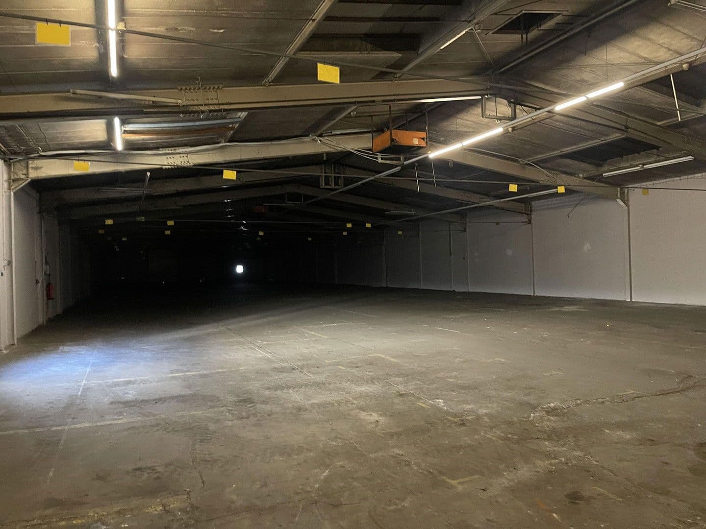 non-residential property to rent, 5,830 m², Im Gewerbepark 1, Hunderdorf, Bavaria non-residential property to rent, 5,830 m², Im Gewerbepark 1, Hunderdorf, Bavaria