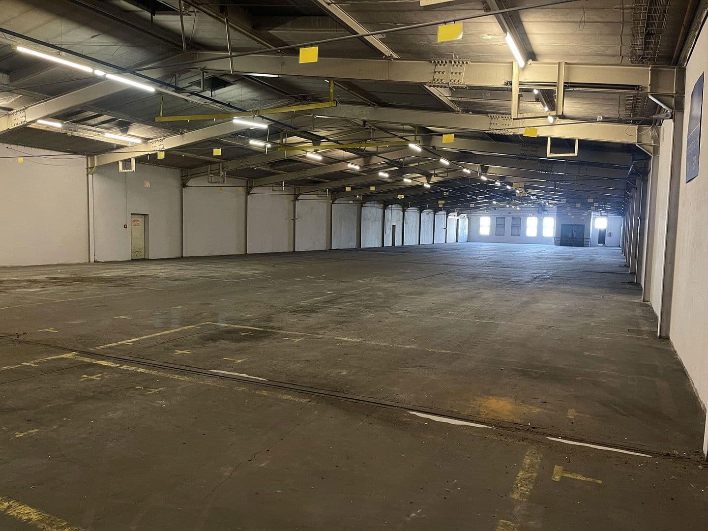 non-residential property to rent, 5,830 m², Im Gewerbepark 1, Hunderdorf, Bavaria non-residential property to rent, 5,830 m², Im Gewerbepark 1, Hunderdorf, Bavaria