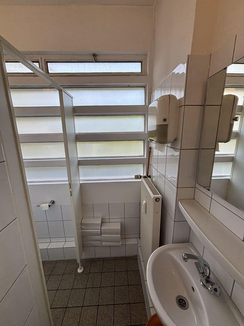 office to rent, 120 m², Münsterstrasse 330, Düsseldorf, North Rhine-Westphalia office to rent, 120 m², Münsterstrasse 330, Düsseldorf, North Rhine-Westphalia