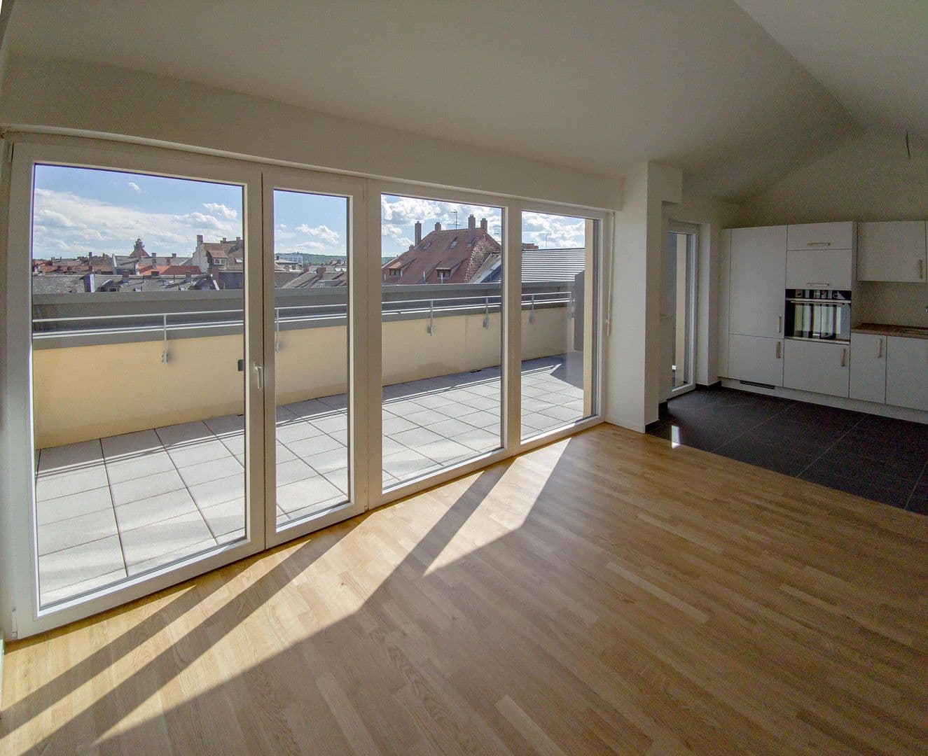 4 bedroom flat to rent, 123 m², Karolinenstr. 22, Fürth, Bavaria 4 bedroom flat to rent, 123 m², Karolinenstr. 22, Fürth, Bavaria