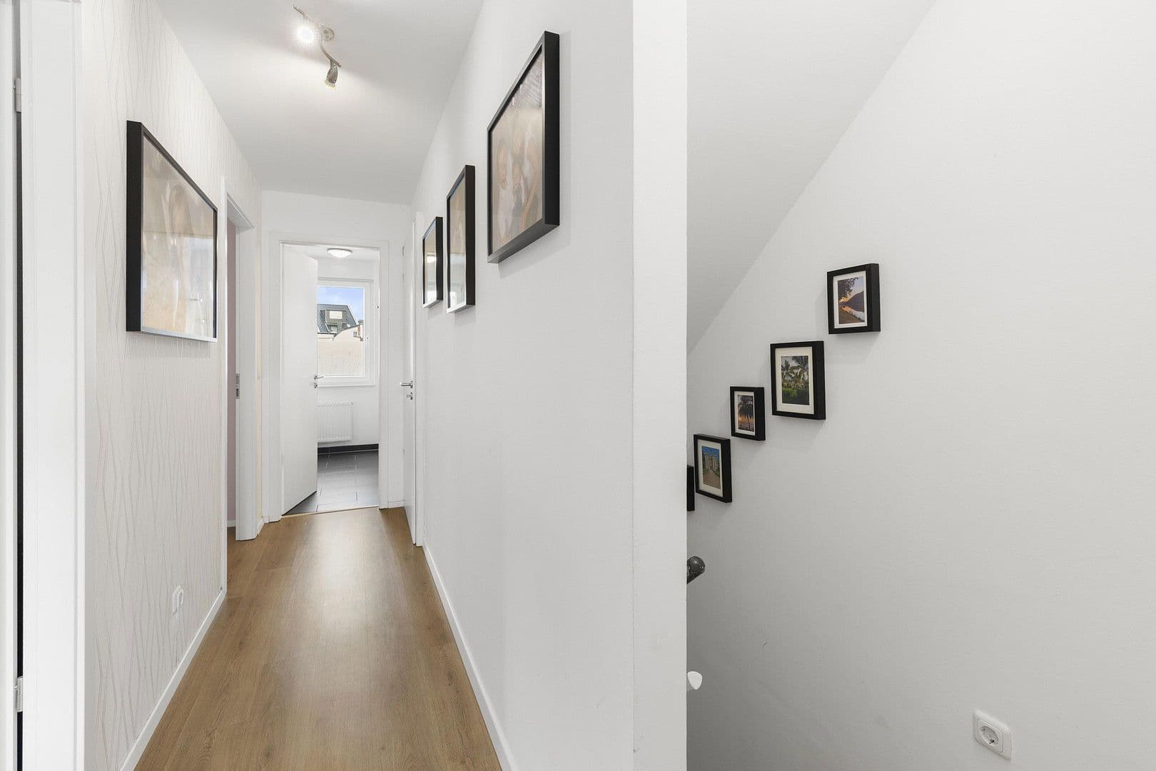 house for sale, 129 m², Elisabeth-Selbert-Weg 9, Mönchengladbach, North Rhine-Westphalia house for sale, 129 m², Elisabeth-Selbert-Weg 9, Mönchengladbach, North Rhine-Westphalia