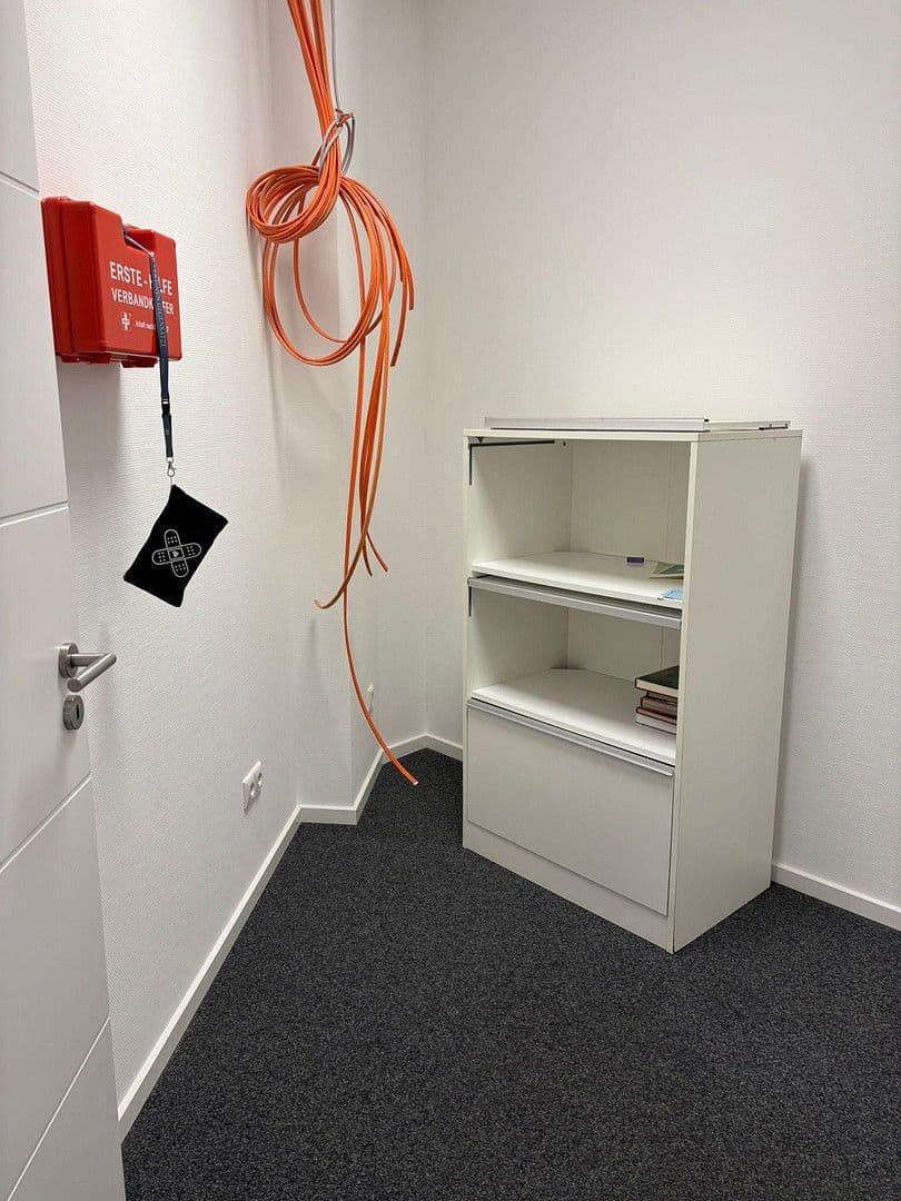 office to rent, 102 m², Poststrasse 10-12, Zeven, Lower Saxony office to rent, 102 m², Poststrasse 10-12, Zeven, Lower Saxony