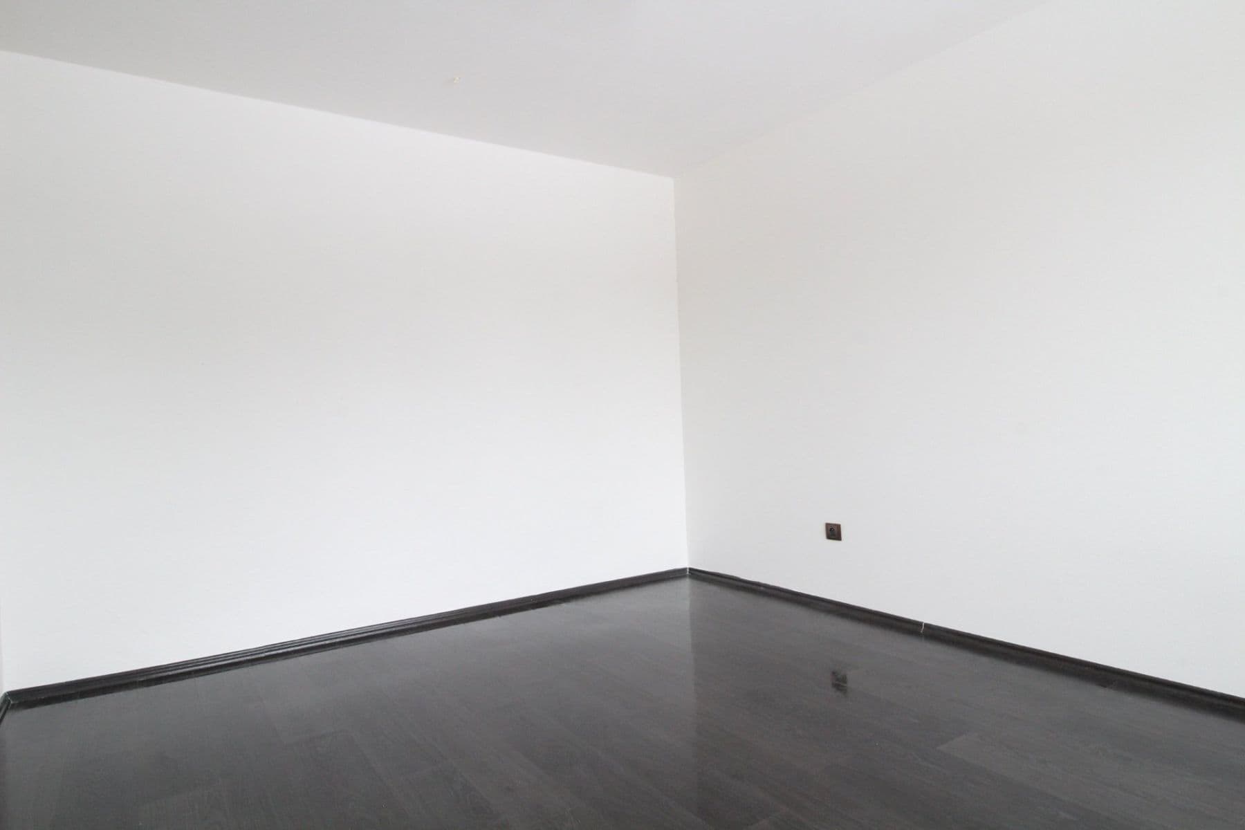 2 bedroom with open-plan kitchen flat to rent, 85 m², Lhota u Příbramě, Středočeský Region 2 bedroom with open-plan kitchen flat to rent, 85 m², Lhota u Příbramě, Středočeský Region