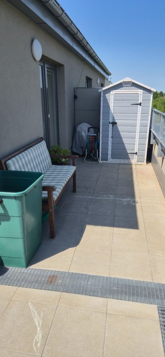 3 bedroom with open-plan kitchen flat for sale, 155 m², T. G. Masaryka, Horoměřice, Středočeský Region 3 bedroom with open-plan kitchen flat for sale, 155 m², T. G. Masaryka, Horoměřice, Středočeský Region