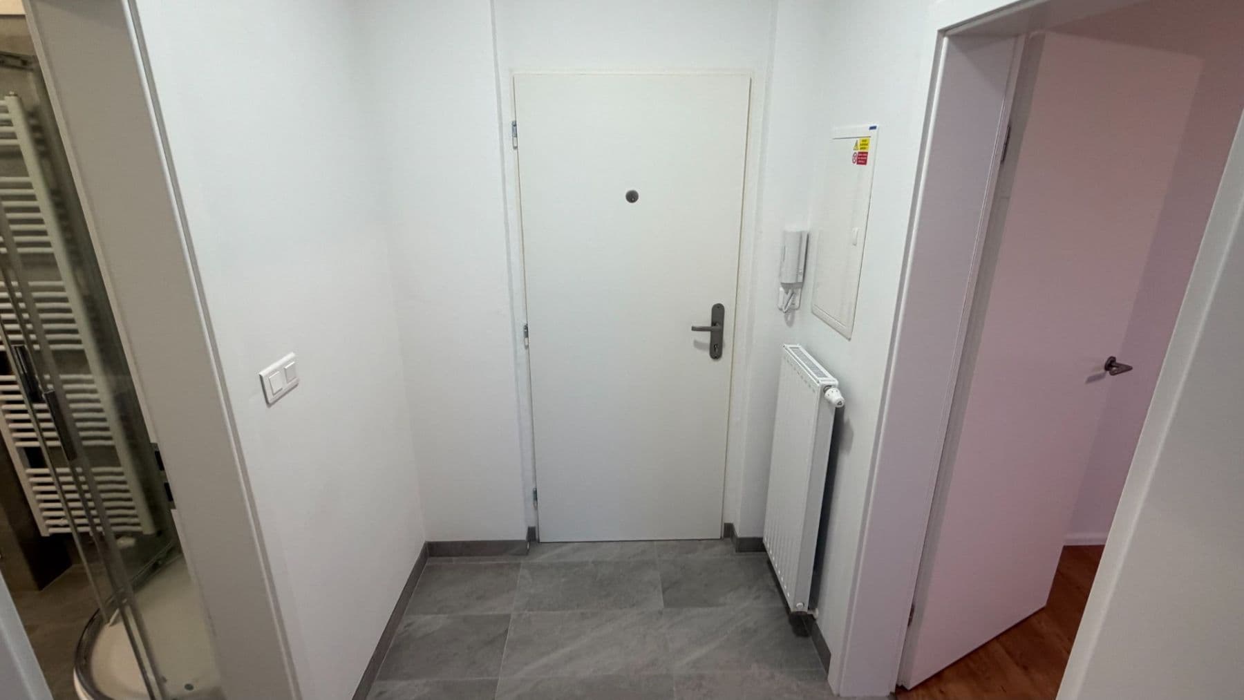 1 bedroom with open-plan kitchen flat to rent, 57 m², V Pískovně, Prague, Prague 1 bedroom with open-plan kitchen flat to rent, 57 m², V Pískovně, Prague, Prague