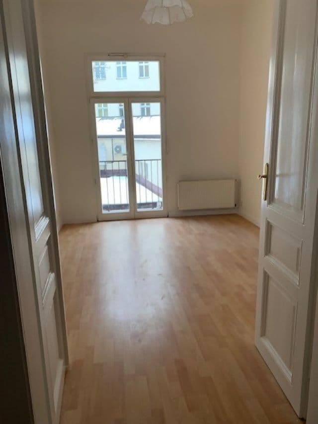 3 bedroom flat to rent, 120 m², Heřmanova, Prague, Prague 3 bedroom flat to rent, 120 m², Heřmanova, Prague, Prague