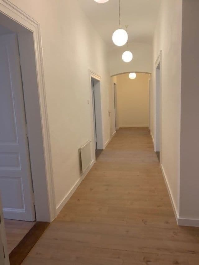 3 bedroom flat to rent, 120 m², Heřmanova, Prague, Prague 3 bedroom flat to rent, 120 m², Heřmanova, Prague, Prague