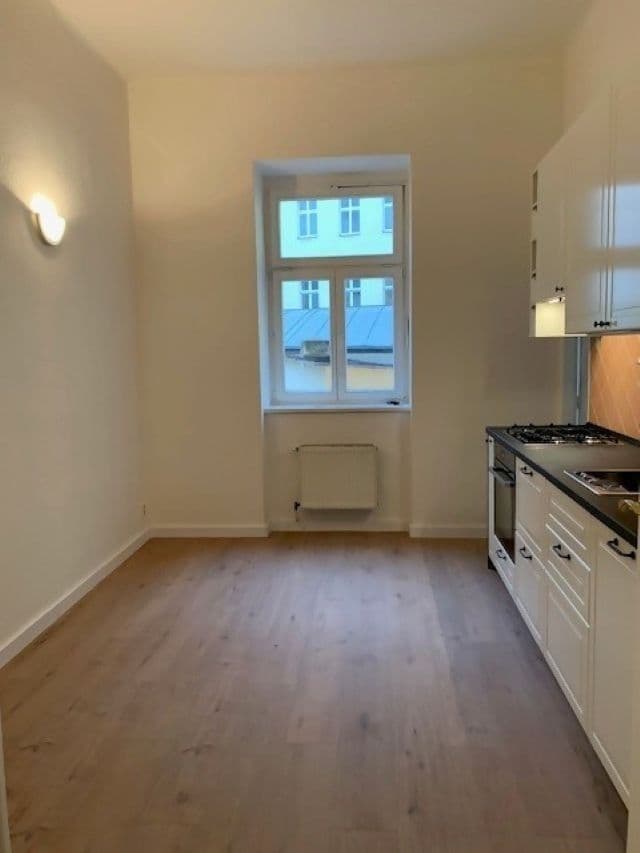 3 bedroom flat to rent, 120 m², Heřmanova, Prague, Prague 3 bedroom flat to rent, 120 m², Heřmanova, Prague, Prague