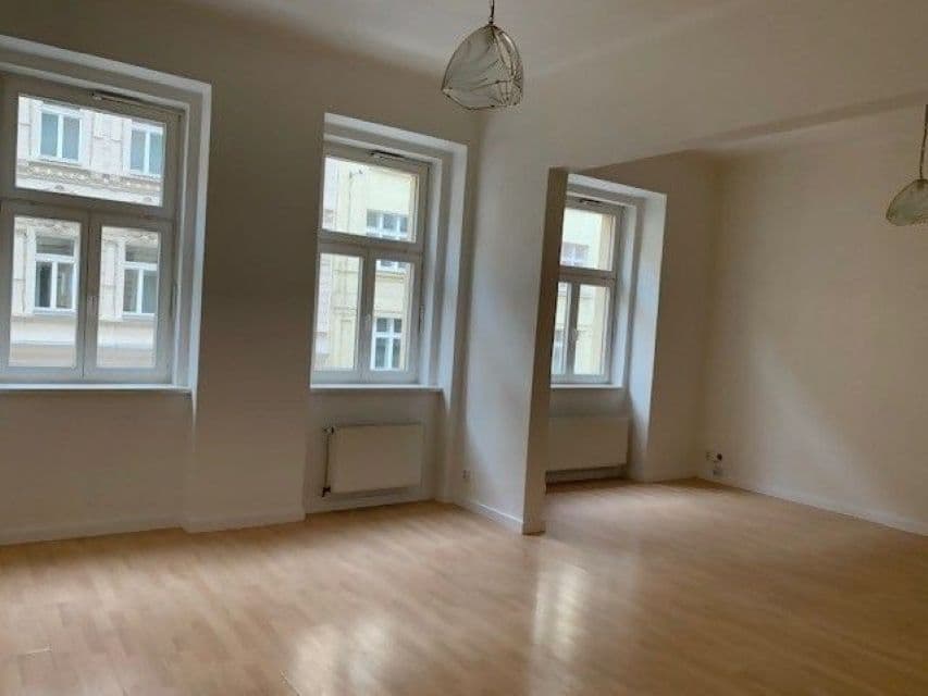 3 bedroom flat to rent, 120 m², Heřmanova, Prague, Prague 3 bedroom flat to rent, 120 m², Heřmanova, Prague, Prague