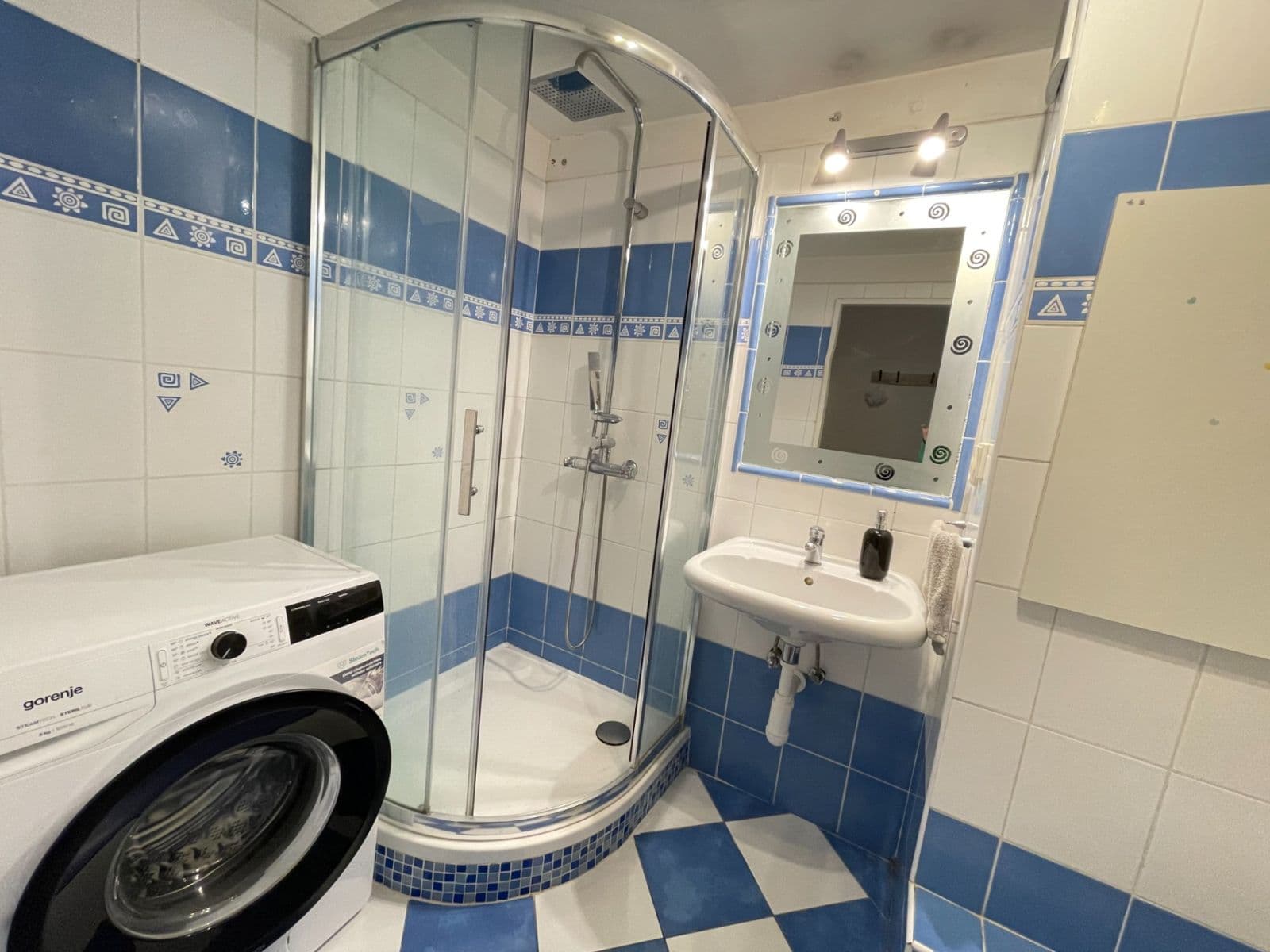 3 bedroom flat for sale, 69 m², Estonská, Kladno, Středočeský Region 3 bedroom flat for sale, 69 m², Estonská, Kladno, Středočeský Region