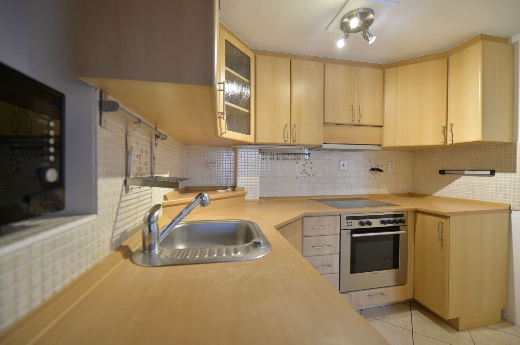 3 bedroom with open-plan kitchen flat for sale, 112 m², J. Š. Baara, České Budějovice, Jihočeský Region 3 bedroom with open-plan kitchen flat for sale, 112 m², J. Š. Baara, České Budějovice, Jihočeský Region