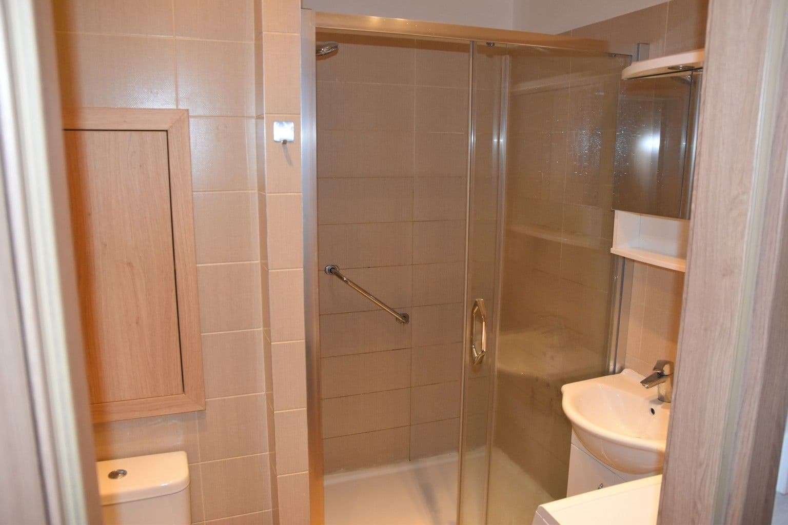 1 bedroom with open-plan kitchen flat to rent, 44 m², Ciolkovského, Prague, Prague 1 bedroom with open-plan kitchen flat to rent, 44 m², Ciolkovského, Prague, Prague