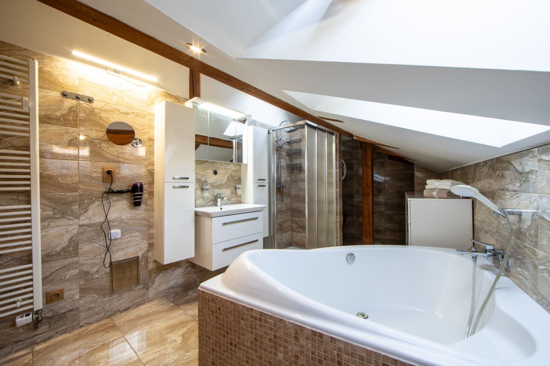 5 bedroom with open-plan kitchen flat for sale, 156 m², Hlubočepská, Prague, Prague 5 bedroom with open-plan kitchen flat for sale, 156 m², Hlubočepská, Prague, Prague