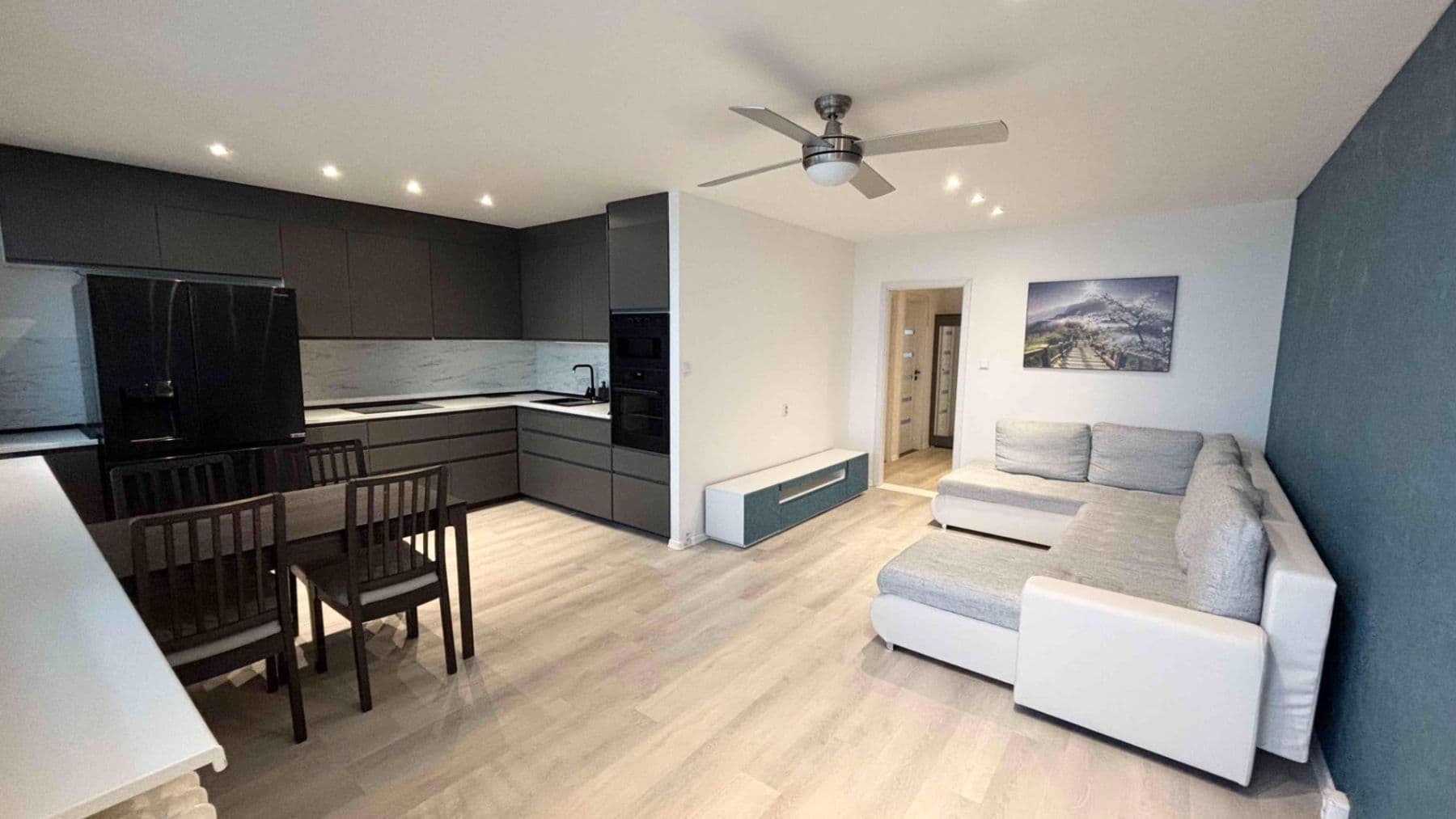 2 bedroom with open-plan kitchen flat for sale, 70 m², Jablonecká, Prague, Prague 2 bedroom with open-plan kitchen flat for sale, 70 m², Jablonecká, Prague, Prague