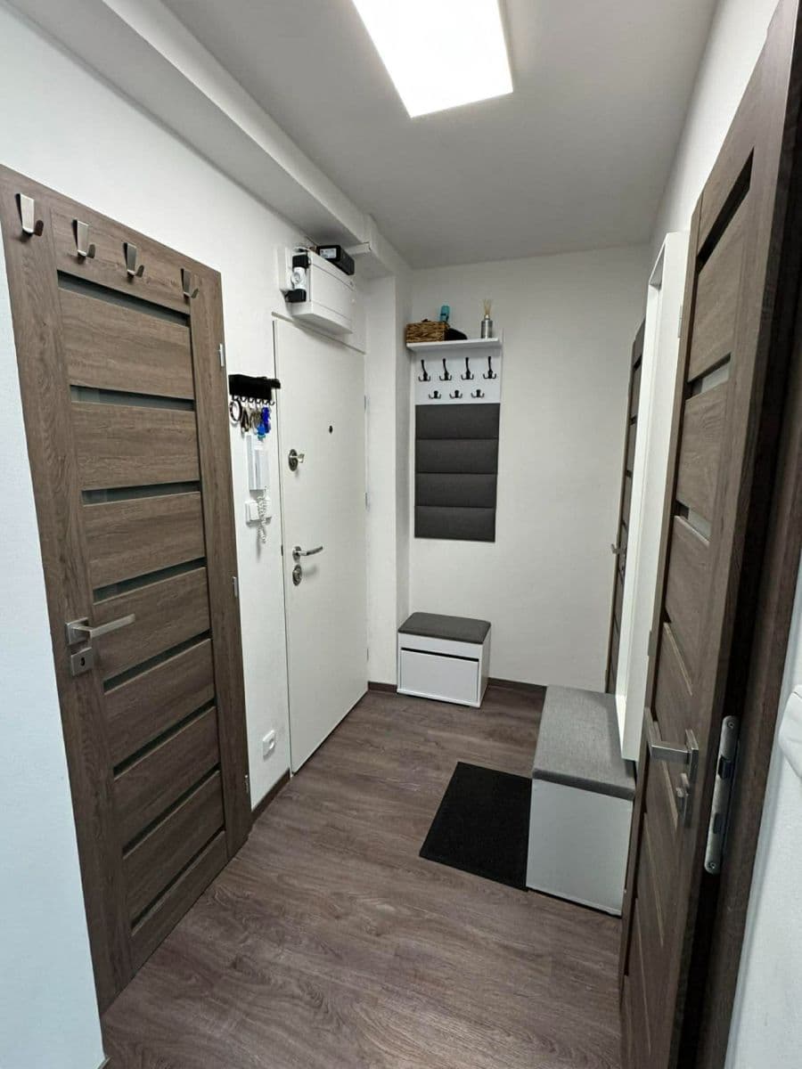 2 bedroom flat to rent, 54 m², Mokrá-Horákov, Jihomoravský Region 2 bedroom flat to rent, 54 m², Mokrá-Horákov, Jihomoravský Region