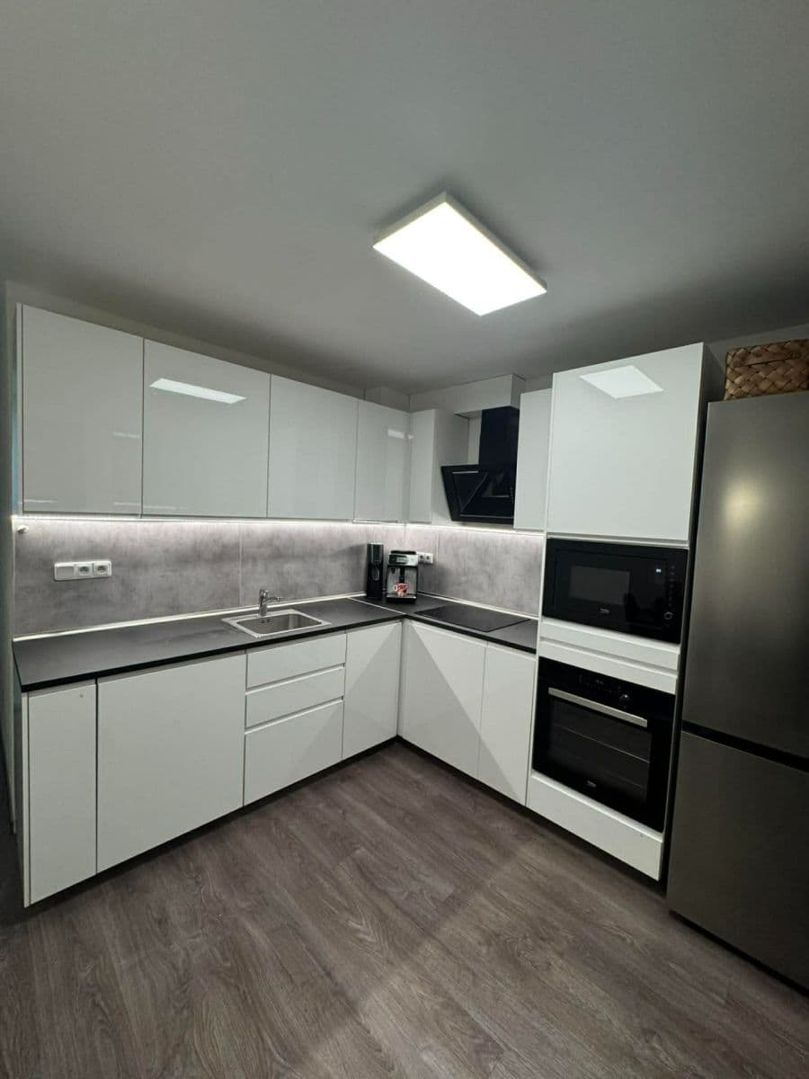 2 bedroom flat to rent, 54 m², Mokrá-Horákov, Jihomoravský Region 2 bedroom flat to rent, 54 m², Mokrá-Horákov, Jihomoravský Region