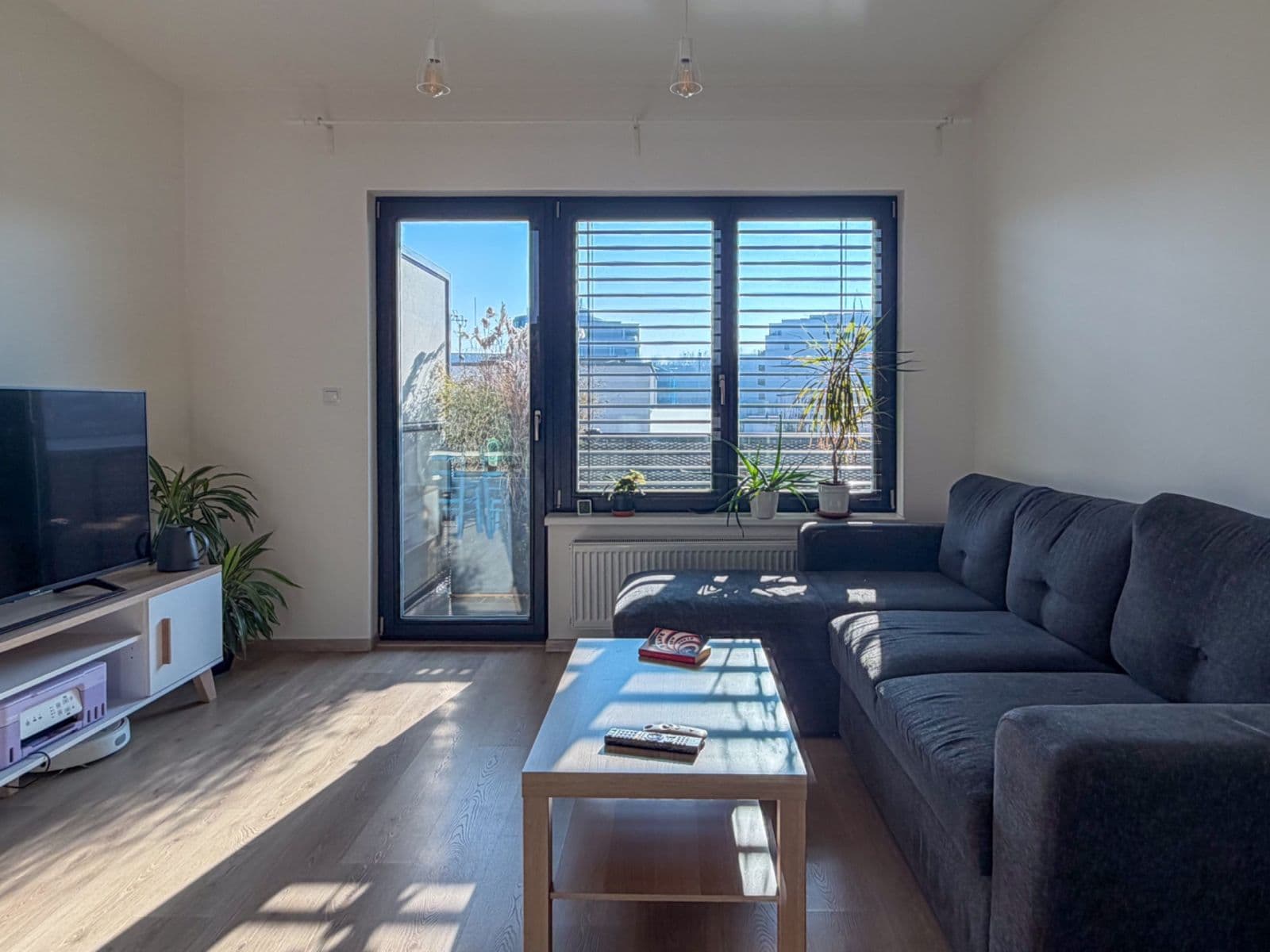 2 bedroom with open-plan kitchen flat to rent, 85 m², Nyklíčkova, Prague, Prague 2 bedroom with open-plan kitchen flat to rent, 85 m², Nyklíčkova, Prague, Prague