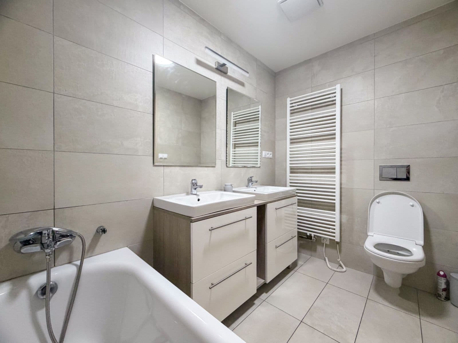 2 bedroom with open-plan kitchen flat to rent, 85 m², Nyklíčkova, Prague, Prague 2 bedroom with open-plan kitchen flat to rent, 85 m², Nyklíčkova, Prague, Prague