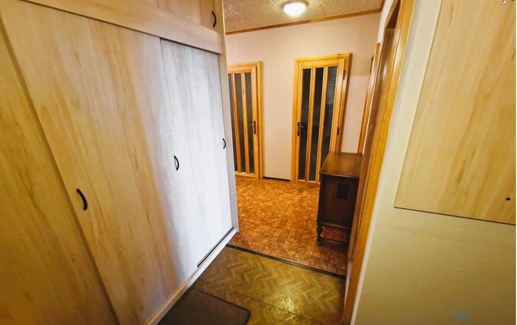 3 bedroom flat to rent, 68 m², Josefa Ševčíka, Most, Ústecký Region 3 bedroom flat to rent, 68 m², Josefa Ševčíka, Most, Ústecký Region