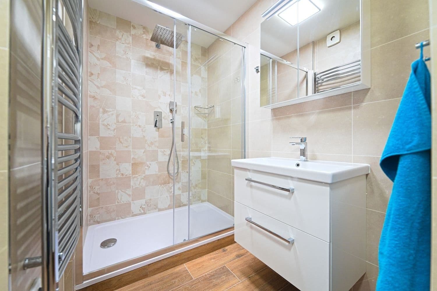 3 bedroom flat to rent, 80 m², Přemyslovců, Louny, Ústecký Region 3 bedroom flat to rent, 80 m², Přemyslovců, Louny, Ústecký Region