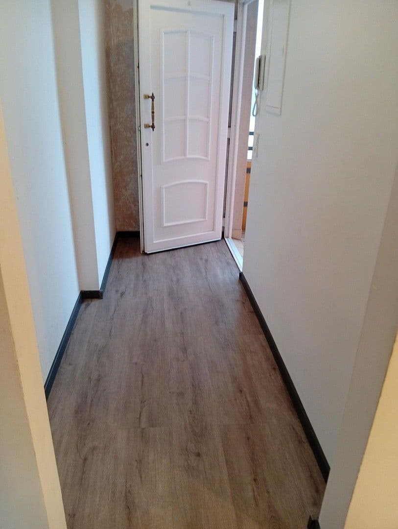 3 bedroom flat to rent, 80 m², Heppenheim, Hesse 3 bedroom flat to rent, 80 m², Heppenheim, Hesse