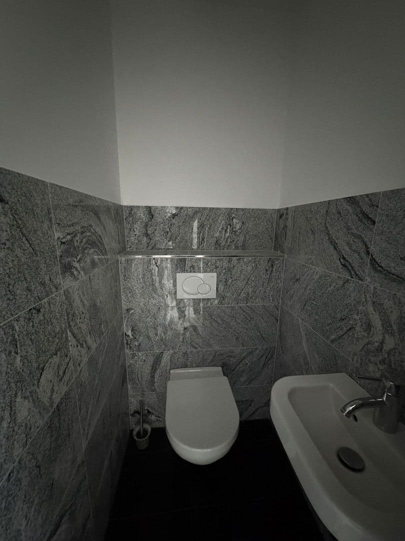 2 bedroom with open-plan kitchen flat to rent, 123 m², Köln, North Rhine-Westphalia 2 bedroom with open-plan kitchen flat to rent, 123 m², Köln, North Rhine-Westphalia