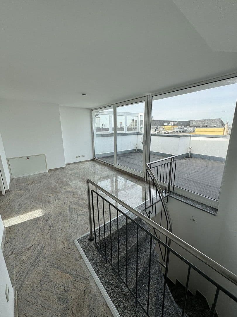 2 bedroom with open-plan kitchen flat to rent, 123 m², Köln, North Rhine-Westphalia 2 bedroom with open-plan kitchen flat to rent, 123 m², Köln, North Rhine-Westphalia