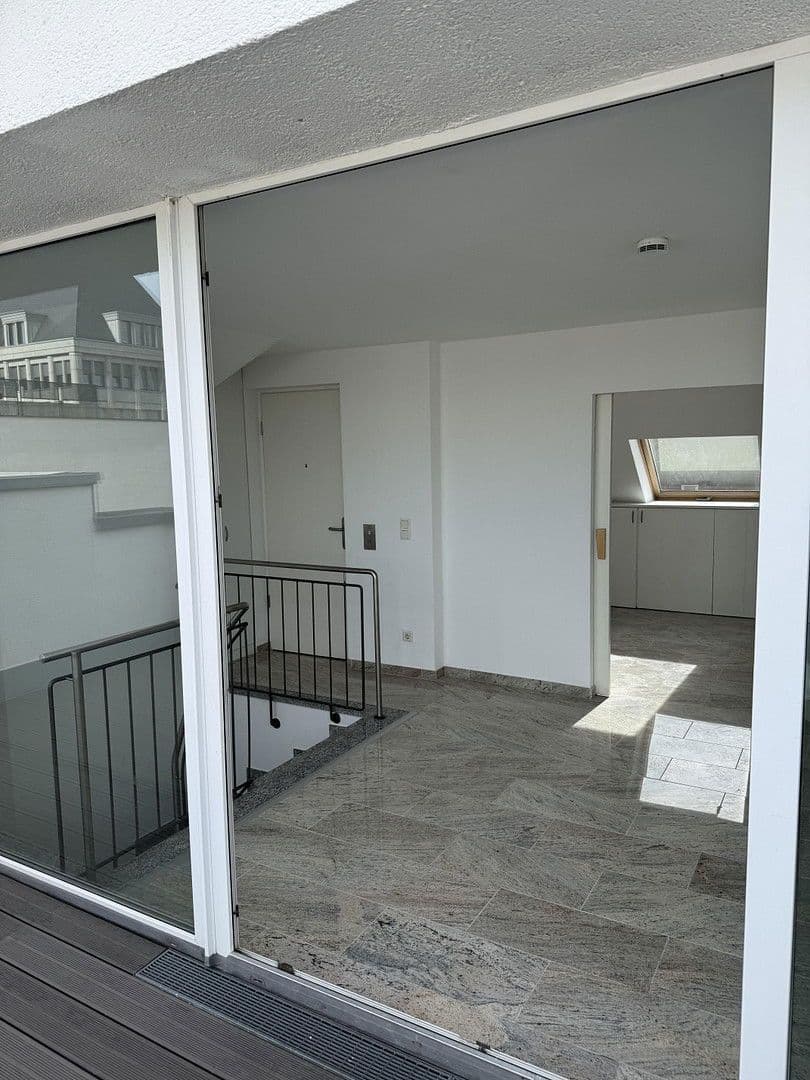 2 bedroom with open-plan kitchen flat to rent, 123 m², Köln, North Rhine-Westphalia 2 bedroom with open-plan kitchen flat to rent, 123 m², Köln, North Rhine-Westphalia