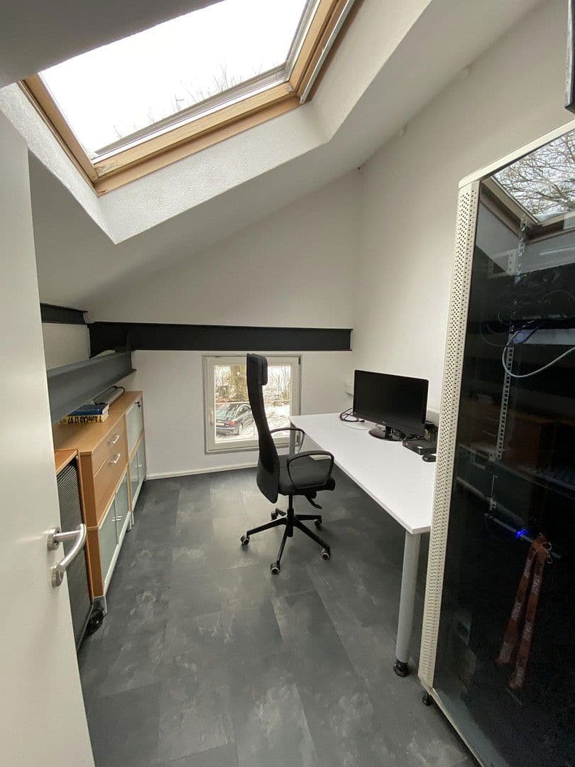 non-residential property to rent, 5,000 m², Auffeld, 33, Tönisvorst, North Rhine-Westphalia non-residential property to rent, 5,000 m², Auffeld, 33, Tönisvorst, North Rhine-Westphalia